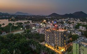 Perfectstayz Premium Udaipur By The Lake